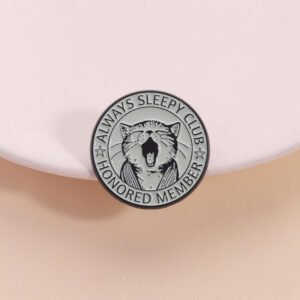 Drowsy Kitten Brooch Yawning Cat-Shaped Badge