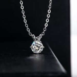Moissanite 925 Sterling Silver Pendantlight Luxury Fashion-forward Necklace Accessory