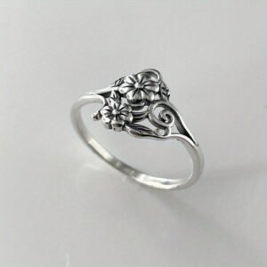 Retro Floral Light-Luxury Alloy Ring For Women