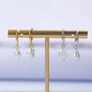 Temperament Pearl Autumn And Winter Earrings