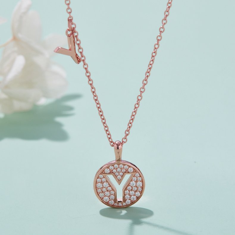 One Of The 26 Letters, Y, Set With Top-quality Moissanite, Luxurious And Fashionable Light Luxury Trend Jewelry, Silver Necklace Pendant S925 Silver Electroplated Rose Gold – Image 4