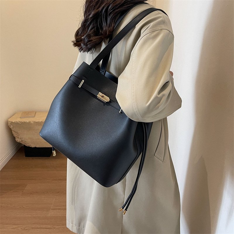 New Large Capacity Fashion All-match Korean Style Trendy Simplicity Messenger Bag