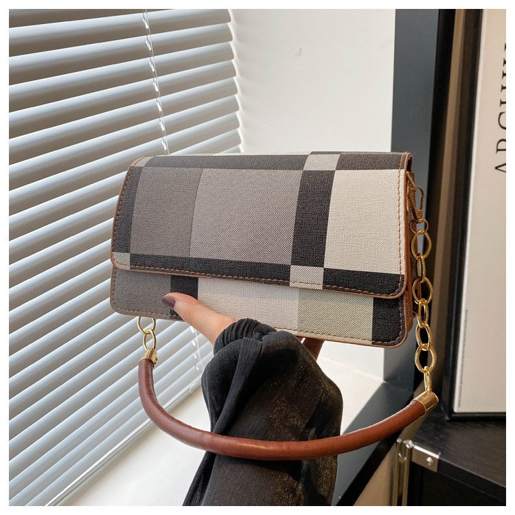 One-shoulder Portable Underarm Flow Color Contrast Patchwork Small Square Bag – Image 9