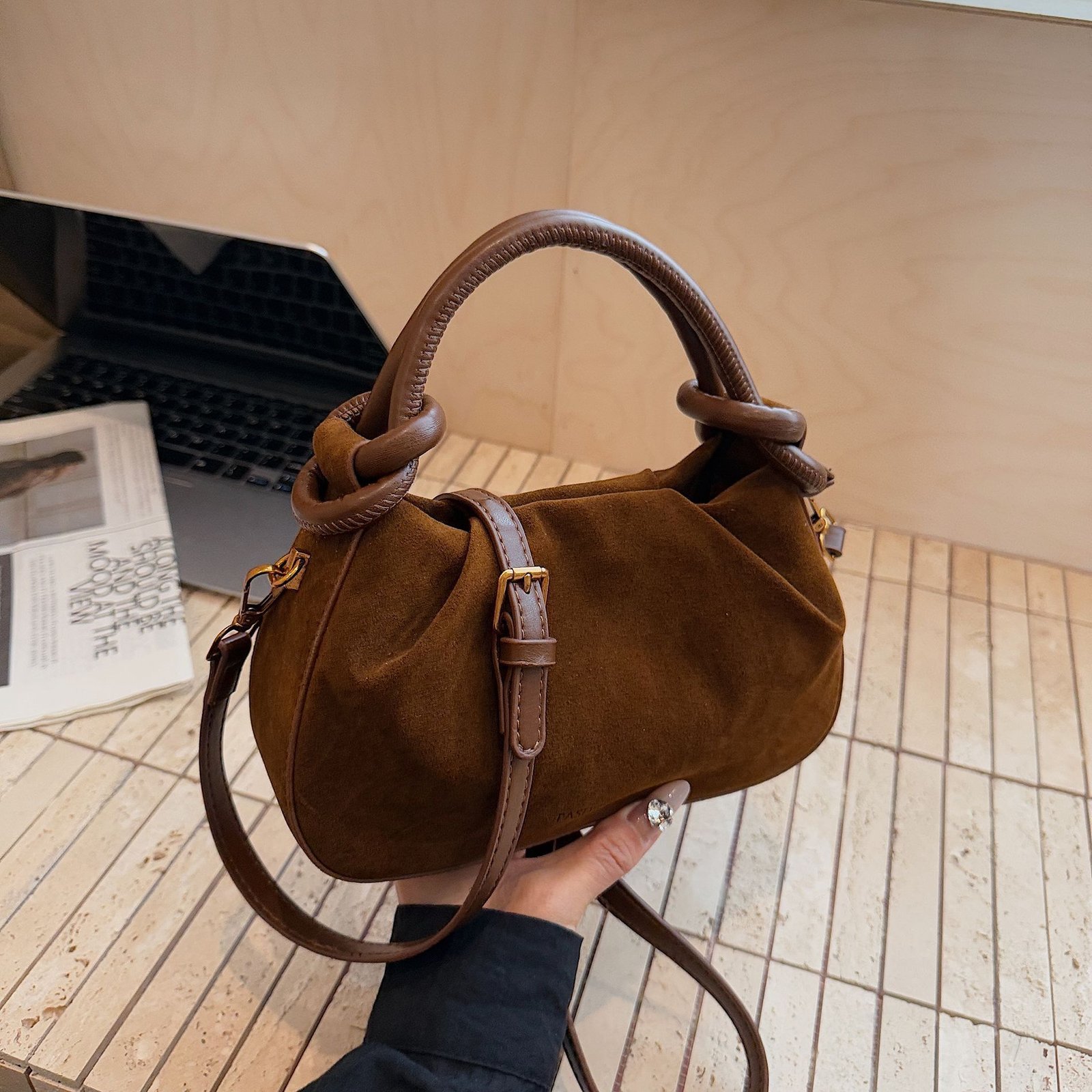 Trendy Retro Hand Women's Bag Korean Style Niche – Image 4
