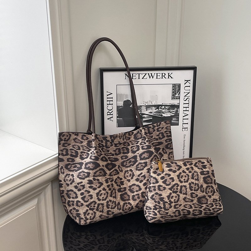 Leisure Large Capacity Leopard Print Hand-held Tote Shoulder Bag – Image 9