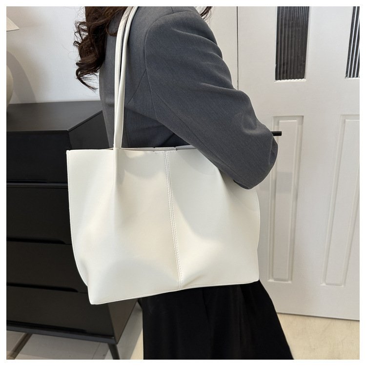 Fashionable All-match Portable Casual Messenger Bag – Image 2