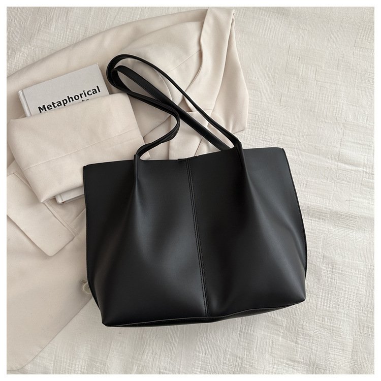 Fashionable All-match Portable Casual Messenger Bag – Image 6