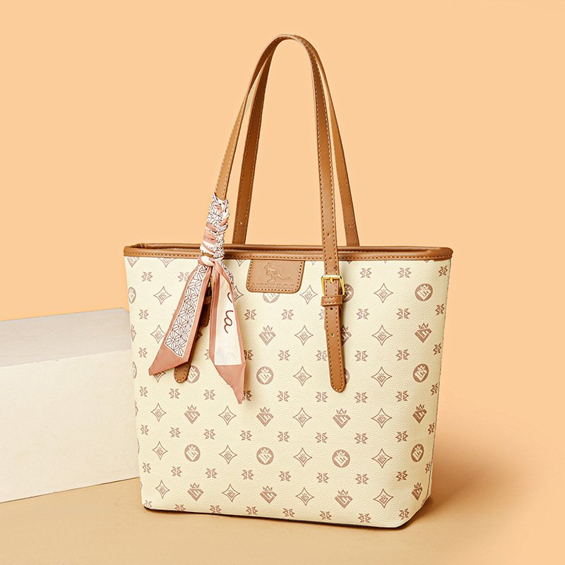 Large Capacity Women's Shoulder Bag – Image 4