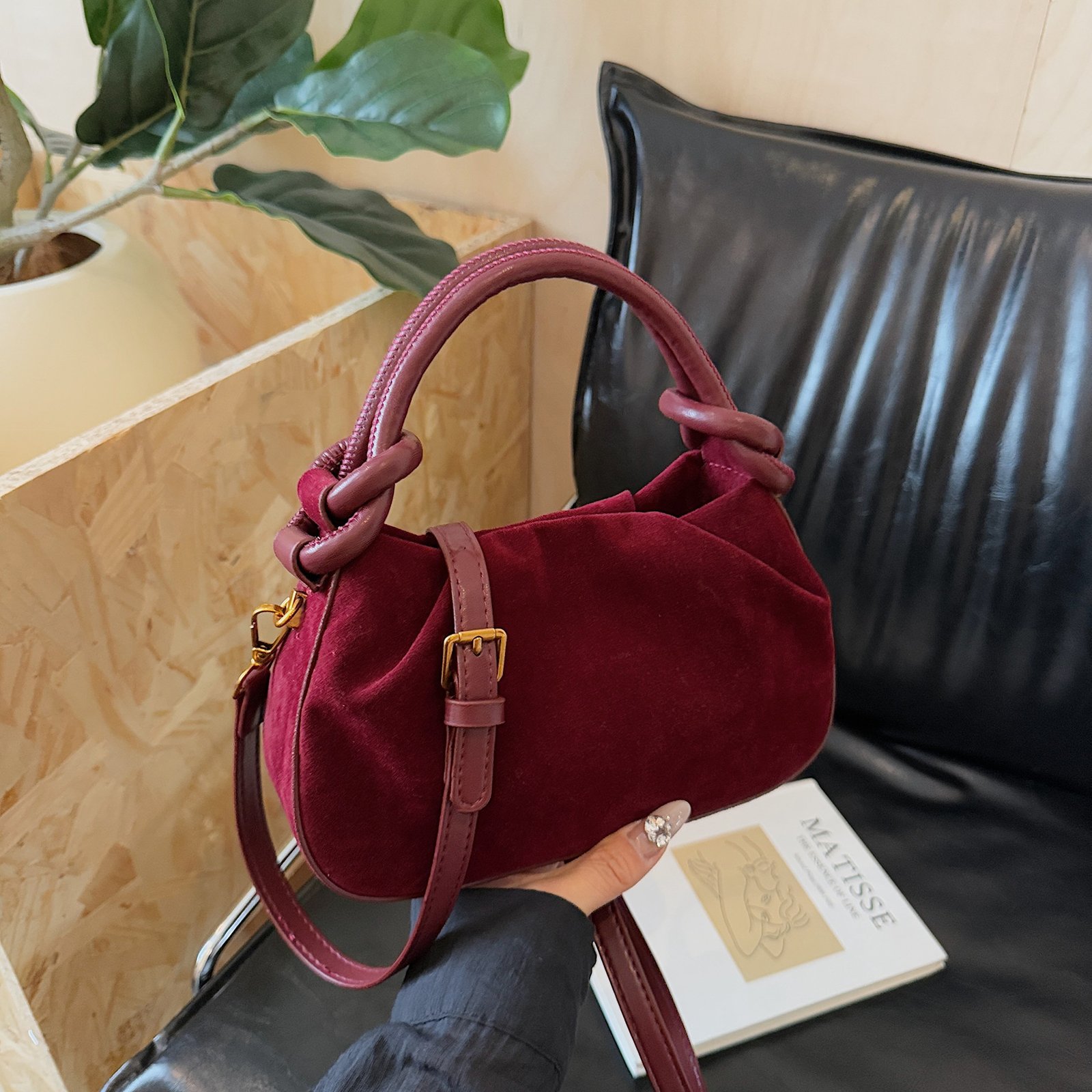 Trendy Retro Hand Women's Bag Korean Style Niche – Image 7
