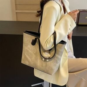 Womens Large-Capacity Commuter Shoulder Bag And Underarm Tote