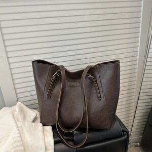 Large-capacity Minimalist Shoulder Commuter Tote Bag